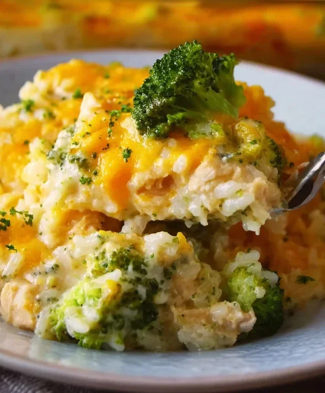 Creamy Chicken Broccoli Rice Cheese Casserole